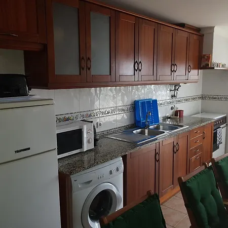 Apartman Geraeumige Mit Terrasse In Strandnaehe